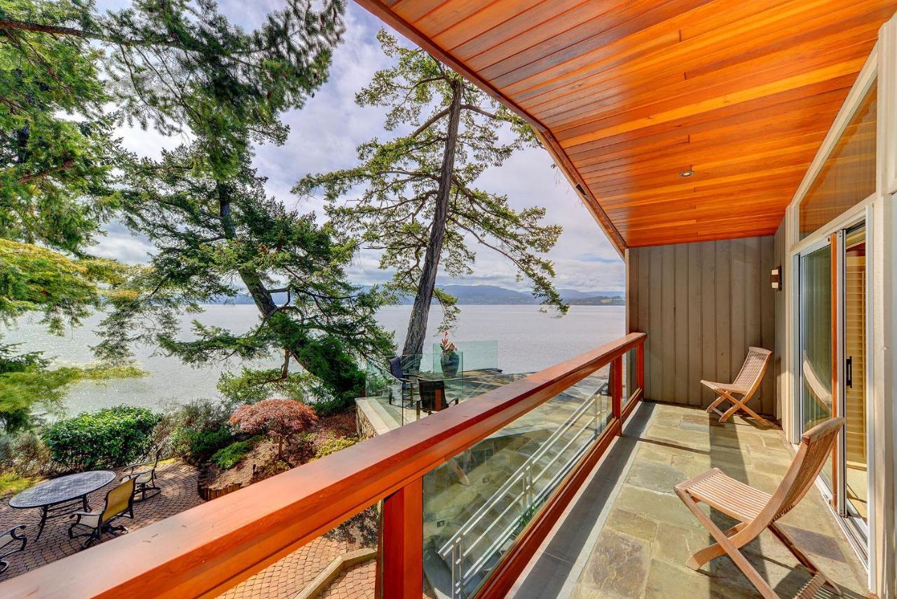 Oceanside Lodge Saanich Inlet North Saanich المظهر الخارجي الصورة
