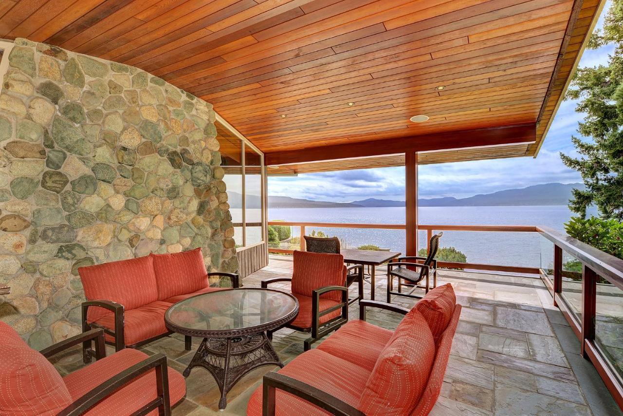 Oceanside Lodge Saanich Inlet North Saanich المظهر الخارجي الصورة