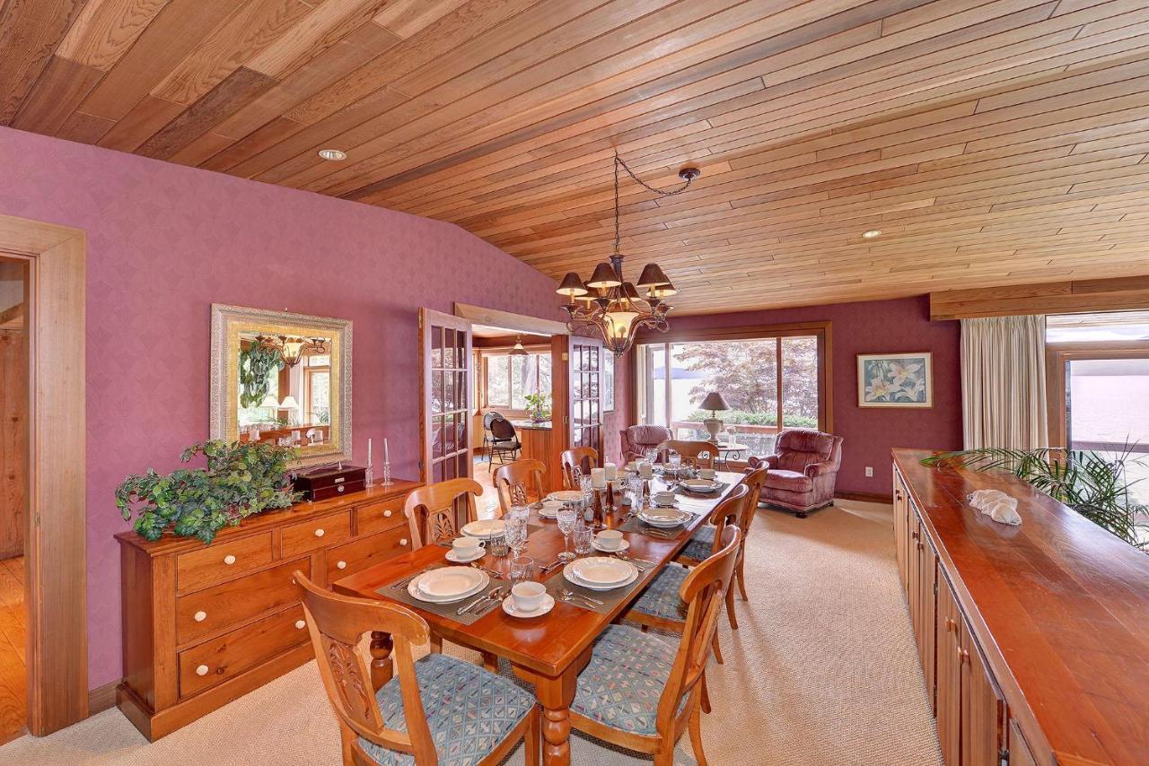 Oceanside Lodge Saanich Inlet North Saanich المظهر الخارجي الصورة
