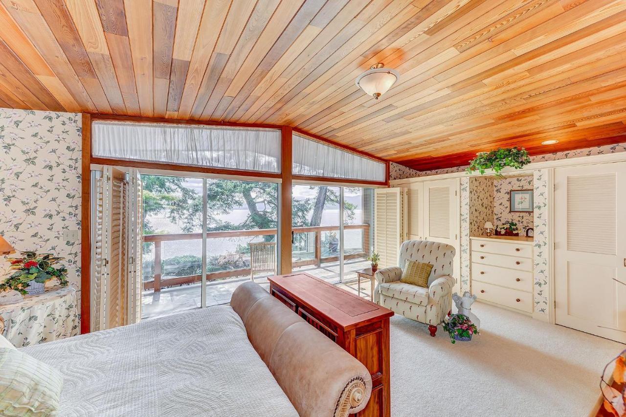 Oceanside Lodge Saanich Inlet North Saanich المظهر الخارجي الصورة